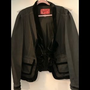 Awesome jacket. Great details. Black denim/velvet